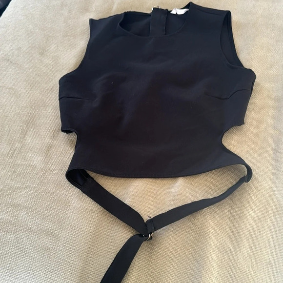 Zara black size medium crop tank top vest cutout with adjustable back strap - Picture 6 of 6